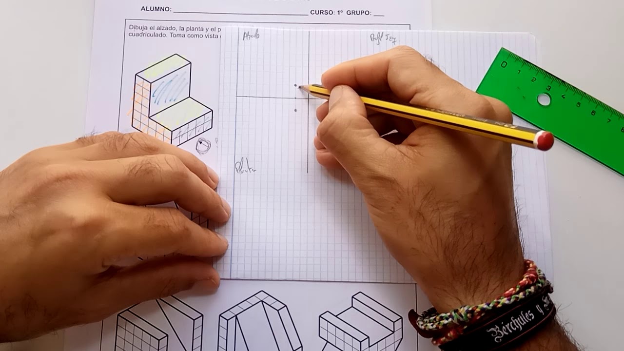 planta perfil y alzado de una figura